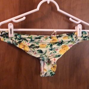 Polyp. Lemon bikini bottom!!